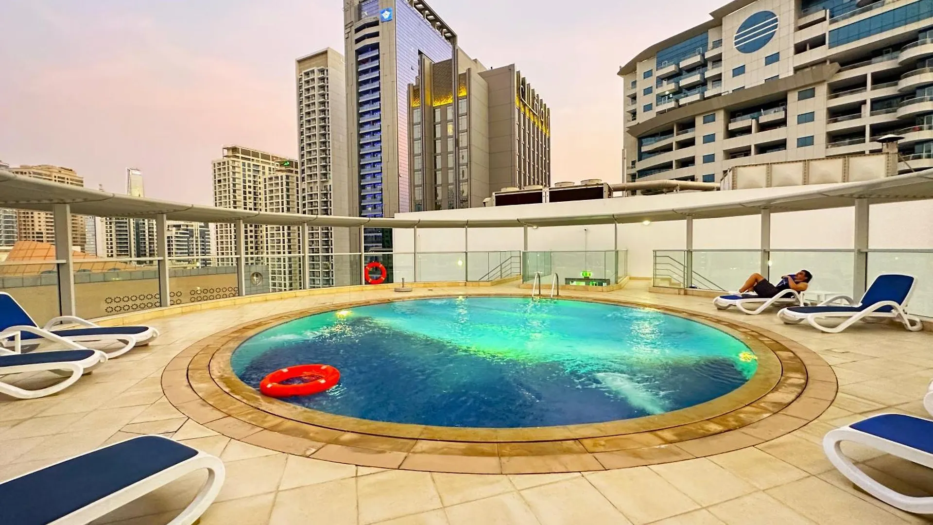 Lxry Full Marina View & Rooftop Pool 40% Off Dubai Apartment