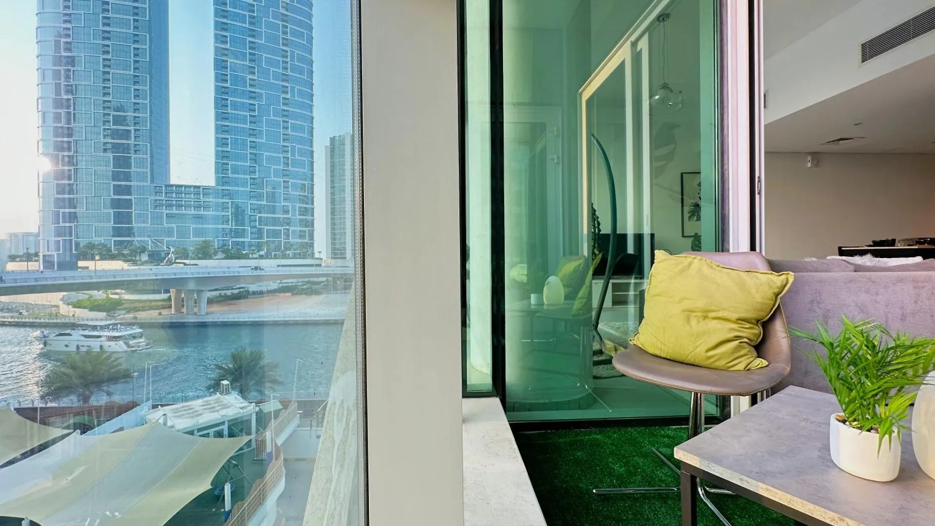 Lxry Full Marina View & Rooftop Pool 40% Off Dubai
